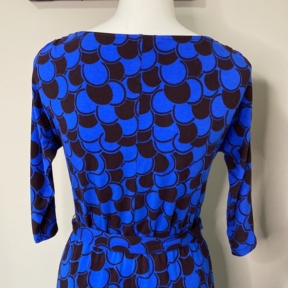 Boden Erica Navy Blue Jersey Dress with Belt Knee Length Geometric Size 4 - Picture 7 of 15